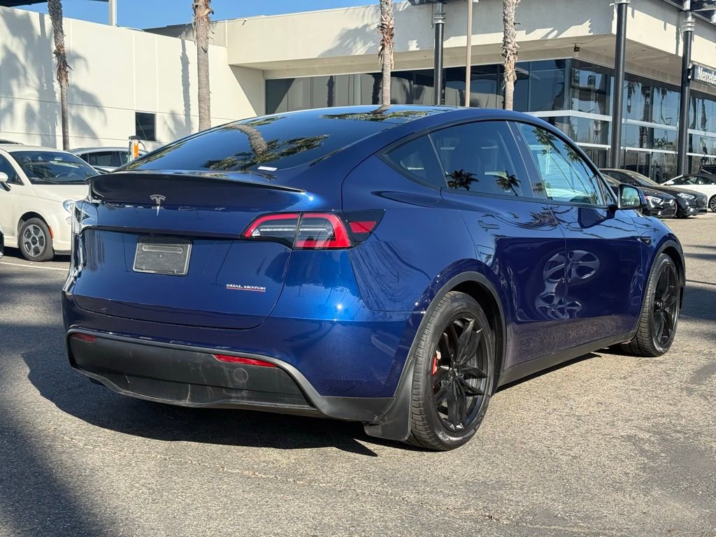 Used 2023 Tesla Model Y Performance image 8