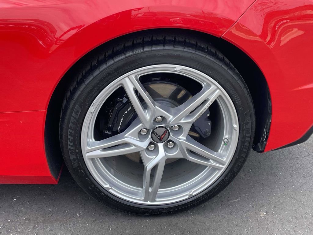 Used 2021 Chevrolet Corvette Stingray Coupe w/ 1LT image 31