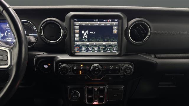 Used 2022 Jeep Wrangler Unlimited Sahara w/ Cold Weather Group AWD/4WD image 14