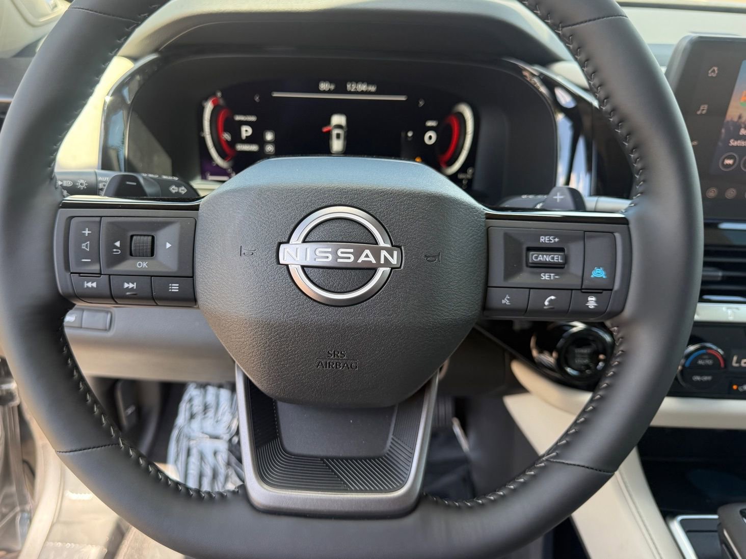 New 2026 Nissan Pathfinder SL FWD image 17