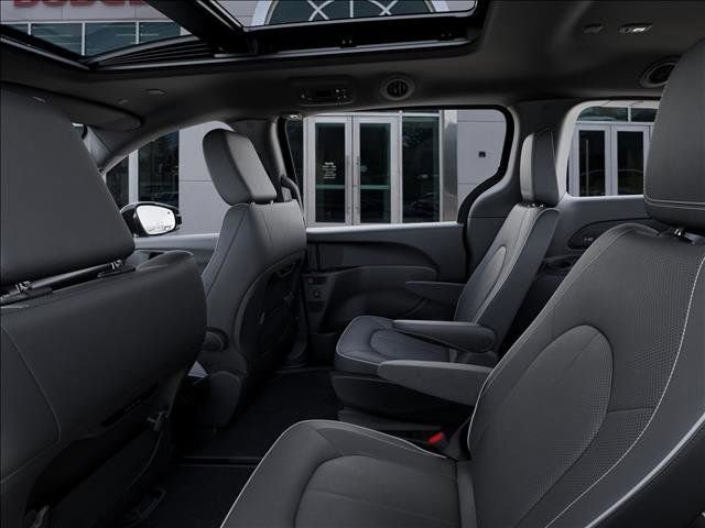 New 2027 Chrysler Pacifica Select FWD image 23