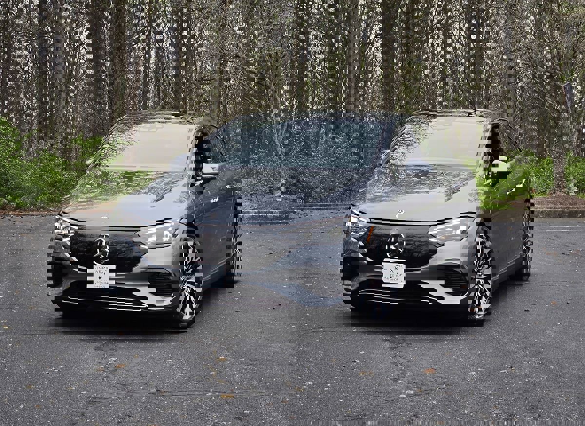 Used 2023 Mercedes-Benz EQE 350+ 4MATIC Sedan w/ Exclusive Trim Package image 1