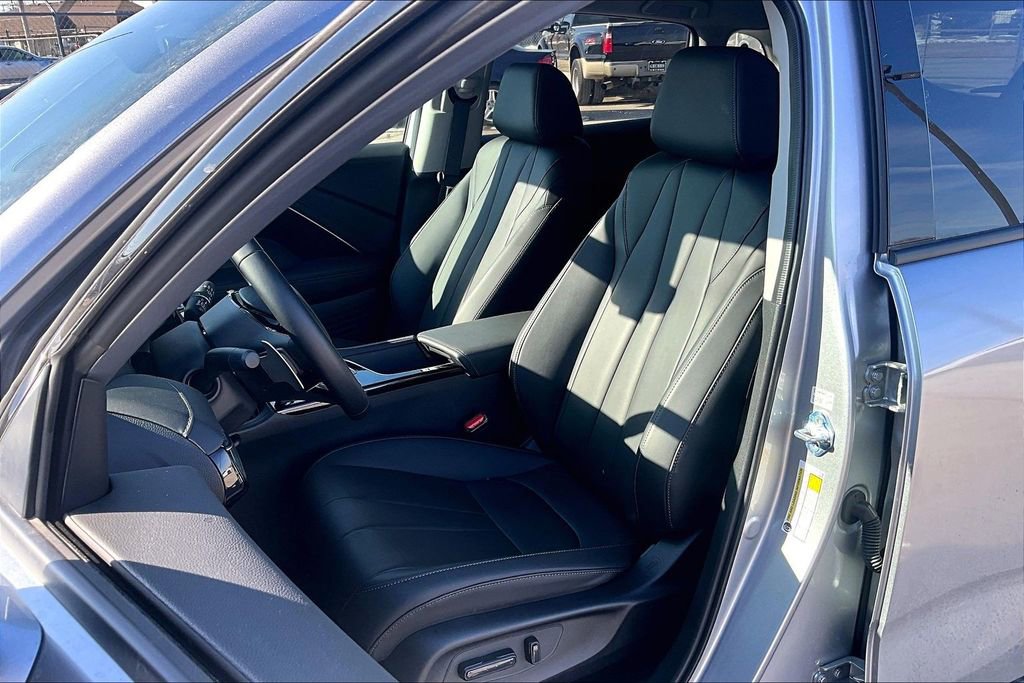 Used 2025 Acura ADX AWD image 34