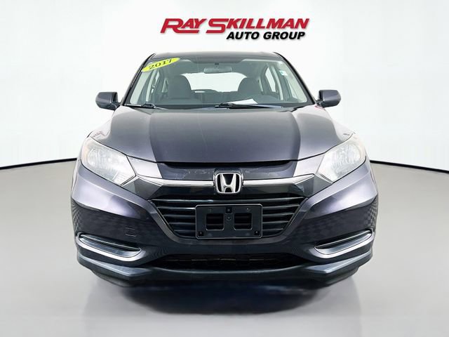 Used 2017 Honda HR-V LX image 2