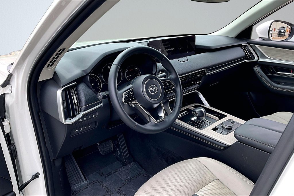 Certified 2026 MAZDA CX-90 3.3 Turbo w/ Preferred Package AWD/4WD image 11
