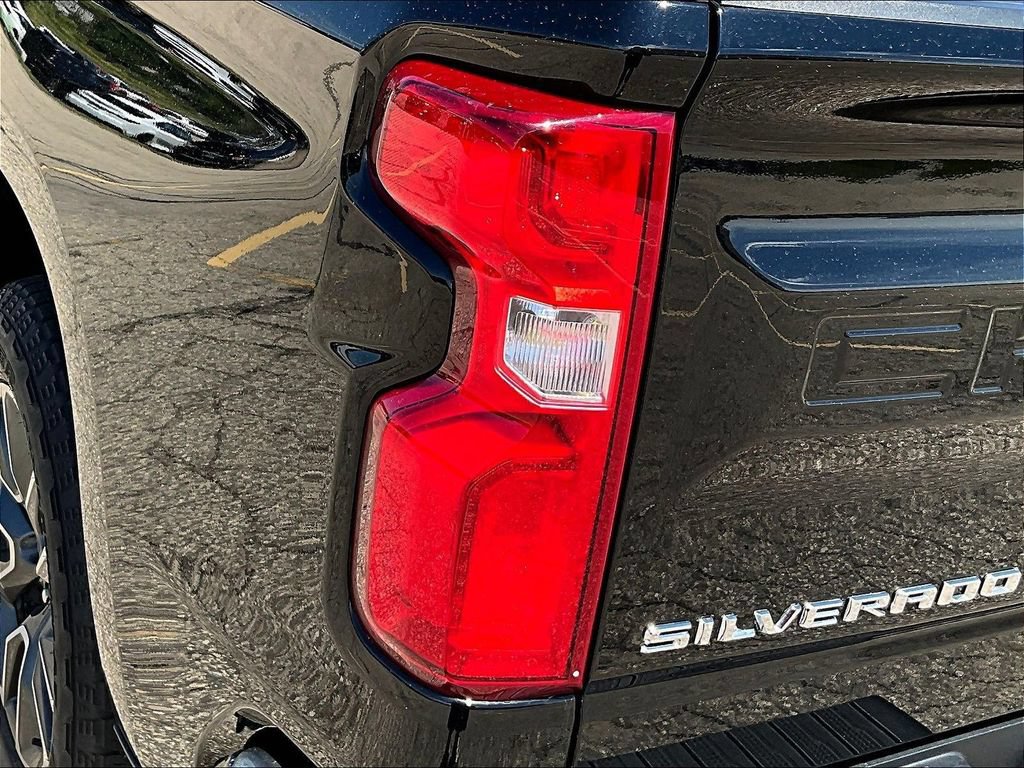 Used 2022 Chevrolet Silverado 1500 RST AWD/4WD image 26
