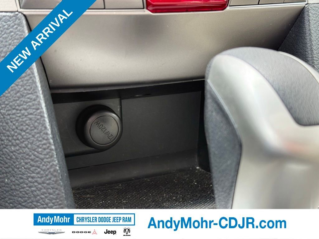 Used 2011 Subaru Outback 2.5i Limited image 16