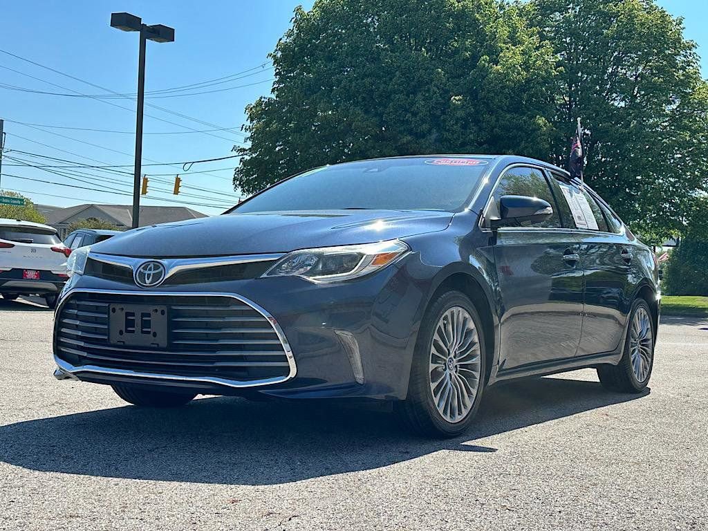 Certified 2017 Toyota Avalon Limited FWD image 1