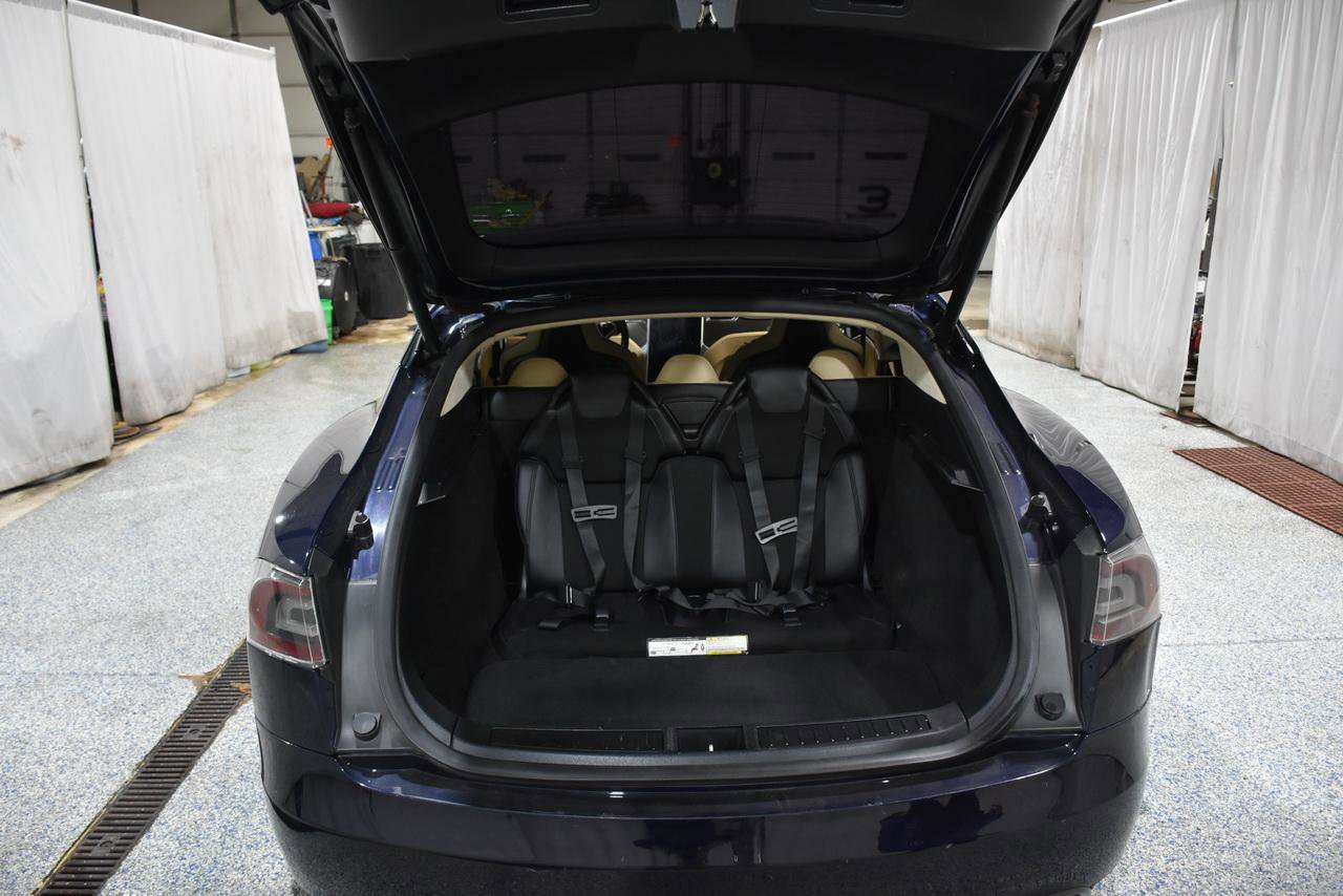 Used 2013 Tesla Model S Performance image 22