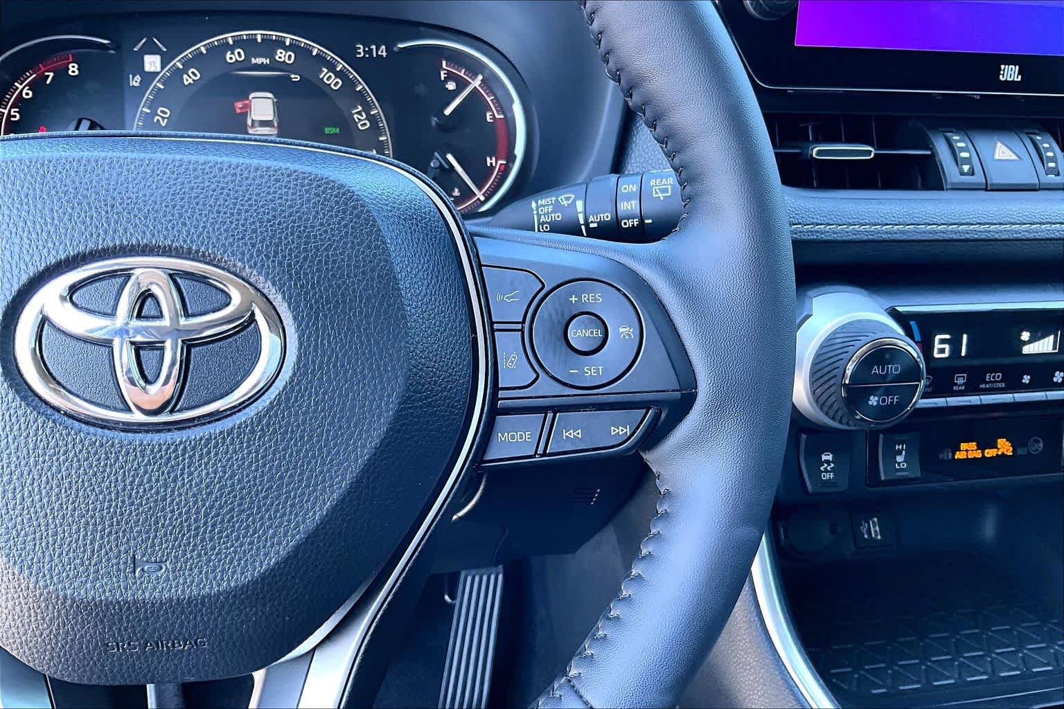 Used 2025 Toyota RAV4 XLE Premium FWD image 23