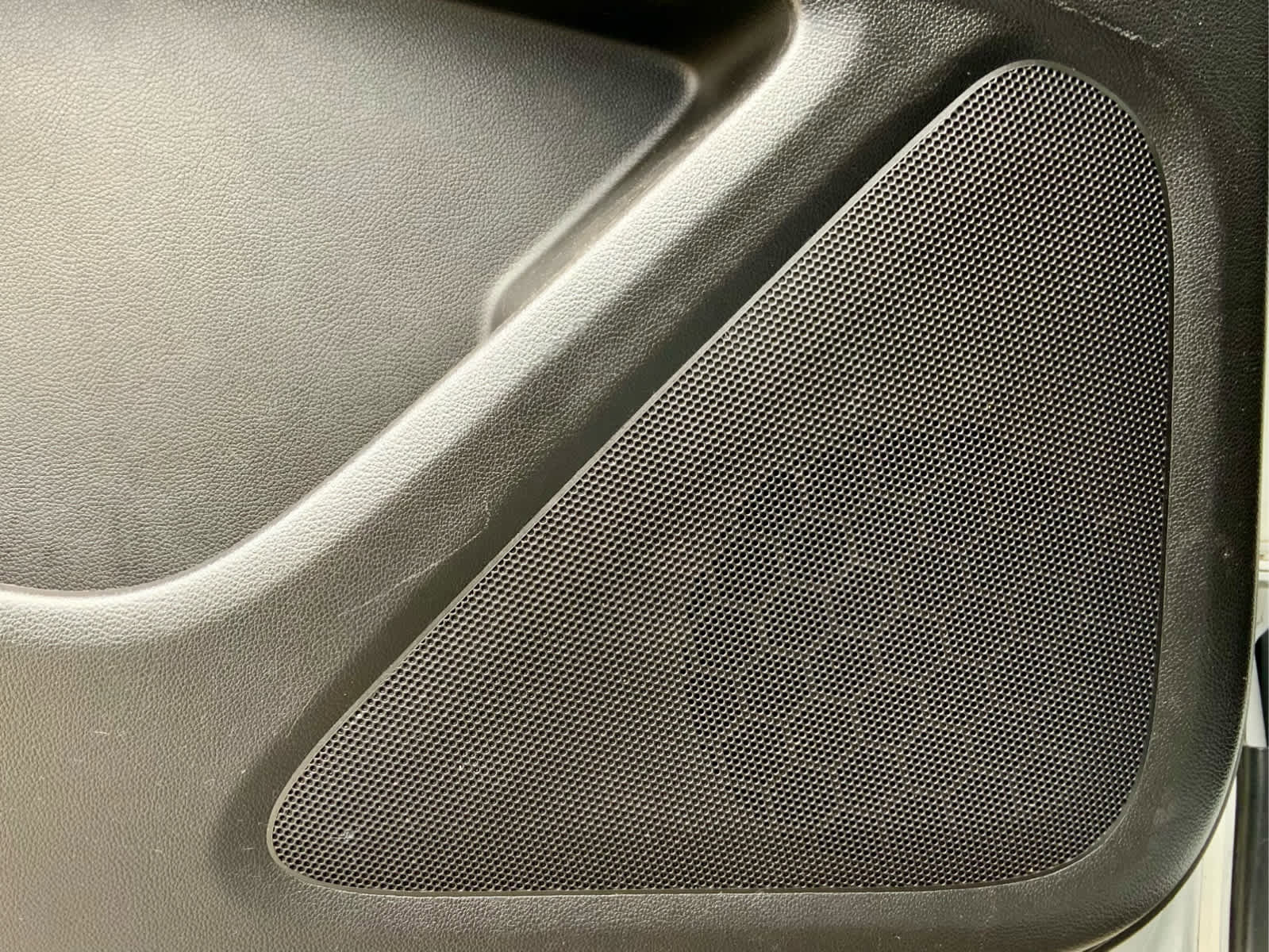 Used 2019 Chevrolet Traverse LS w/ LPO, Blackout Package AWD/4WD image 51