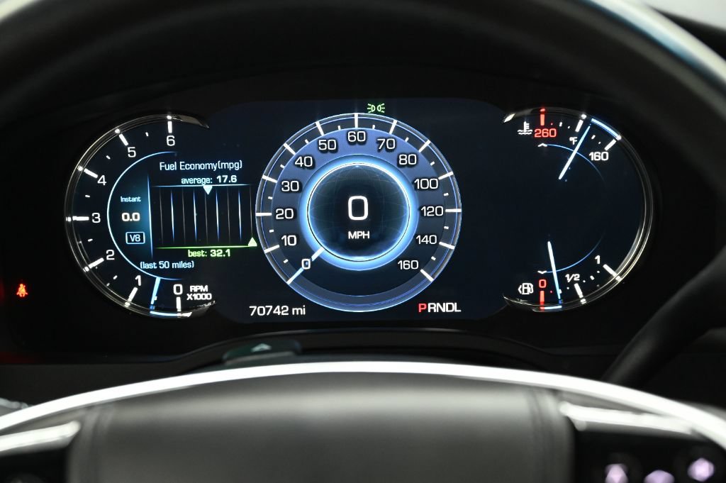 Used 2018 Cadillac Escalade Platinum AWD/4WD image 28