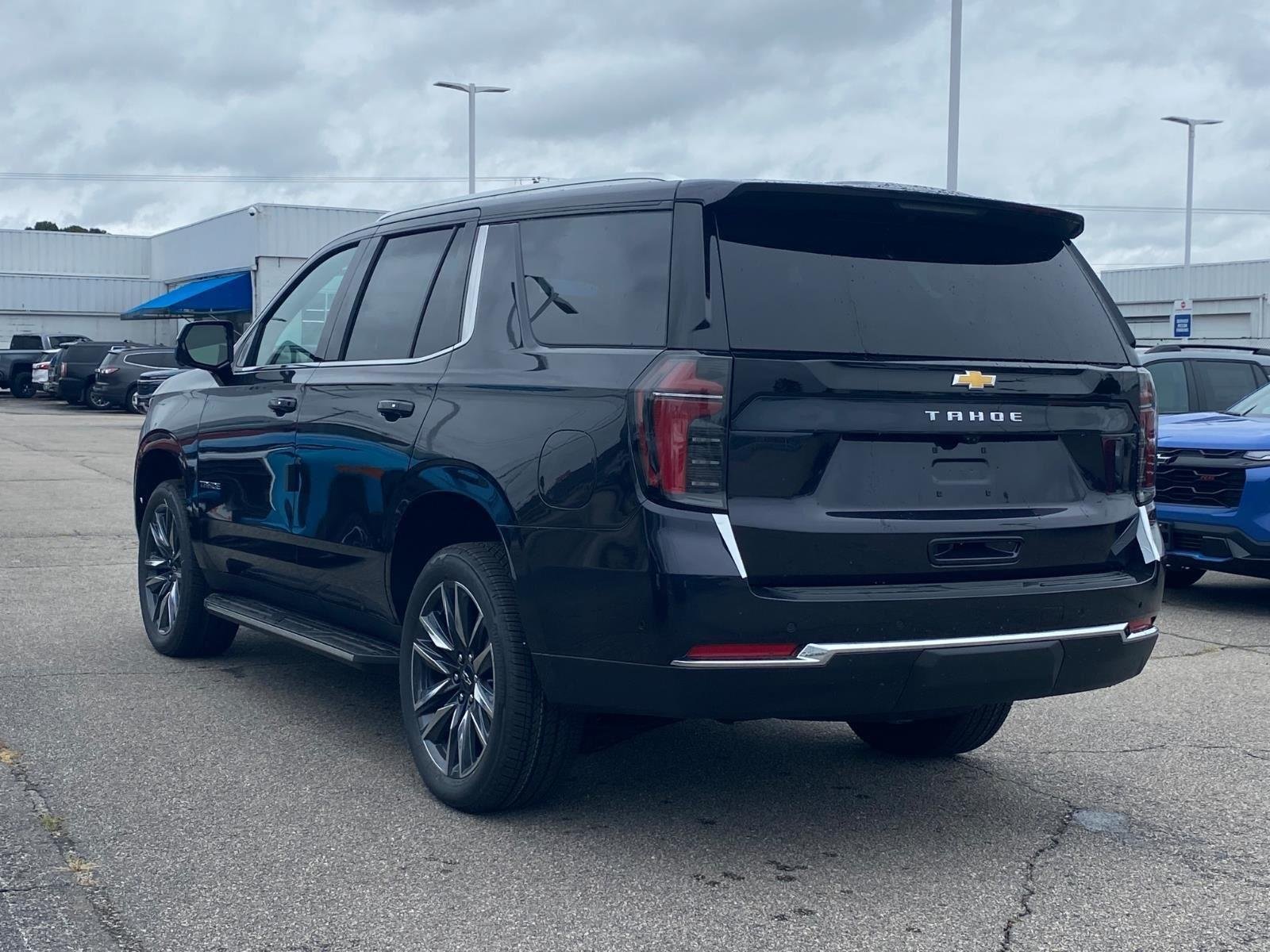 New 2026 Chevrolet Tahoe LS w/ LS Custom Edition AWD/4WD image 5