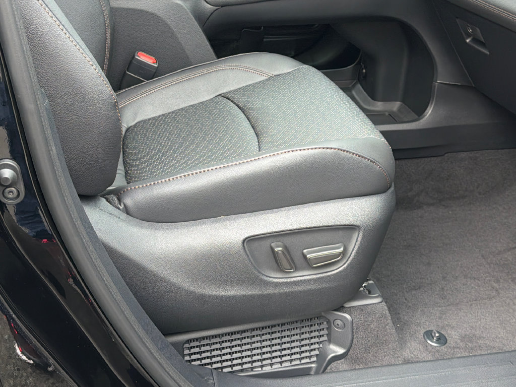 New 2026 Toyota Sienna Platinum AWD/4WD image 14