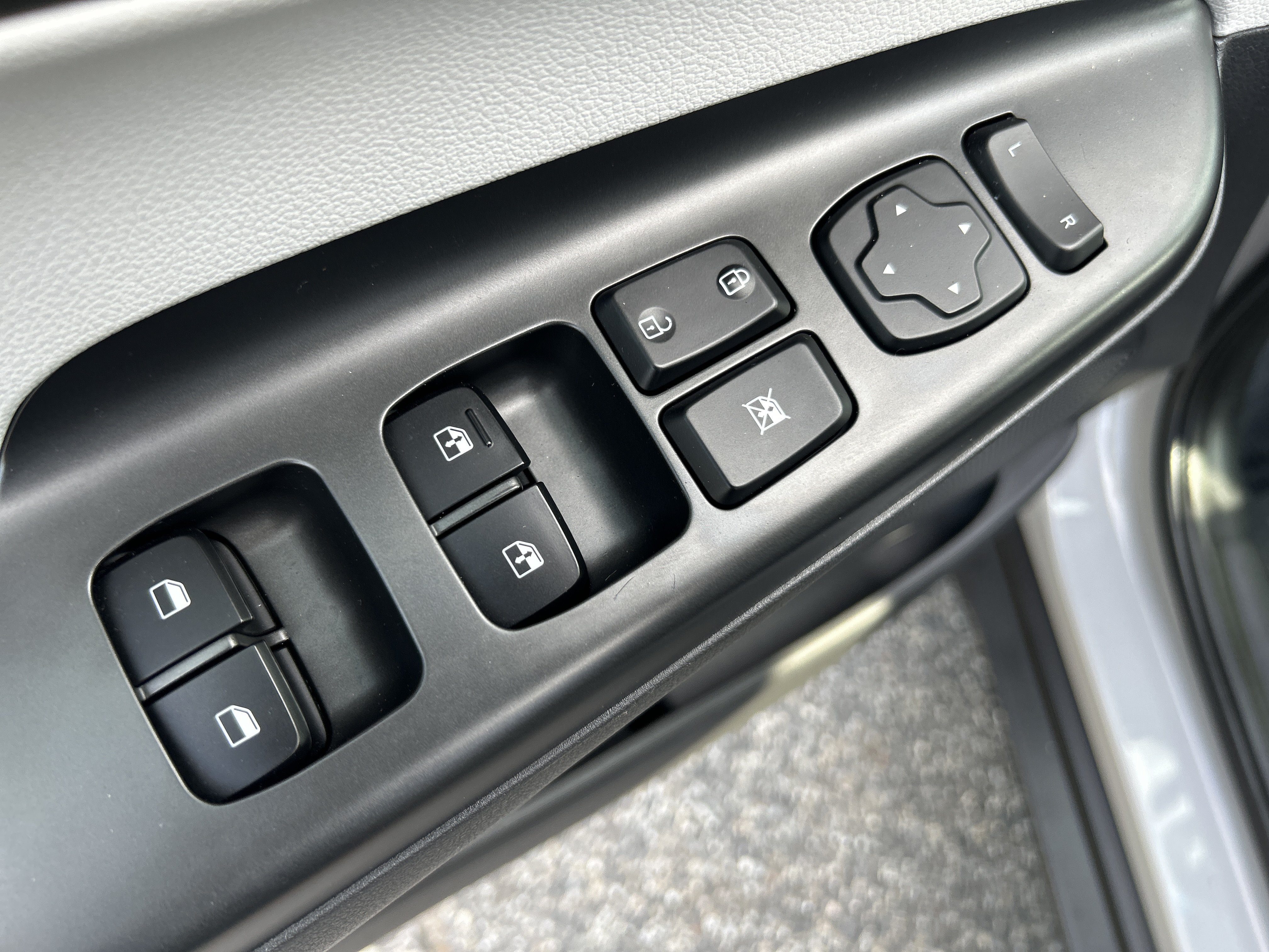 Certified 2023 Hyundai Kona SEL AWD/4WD image 20