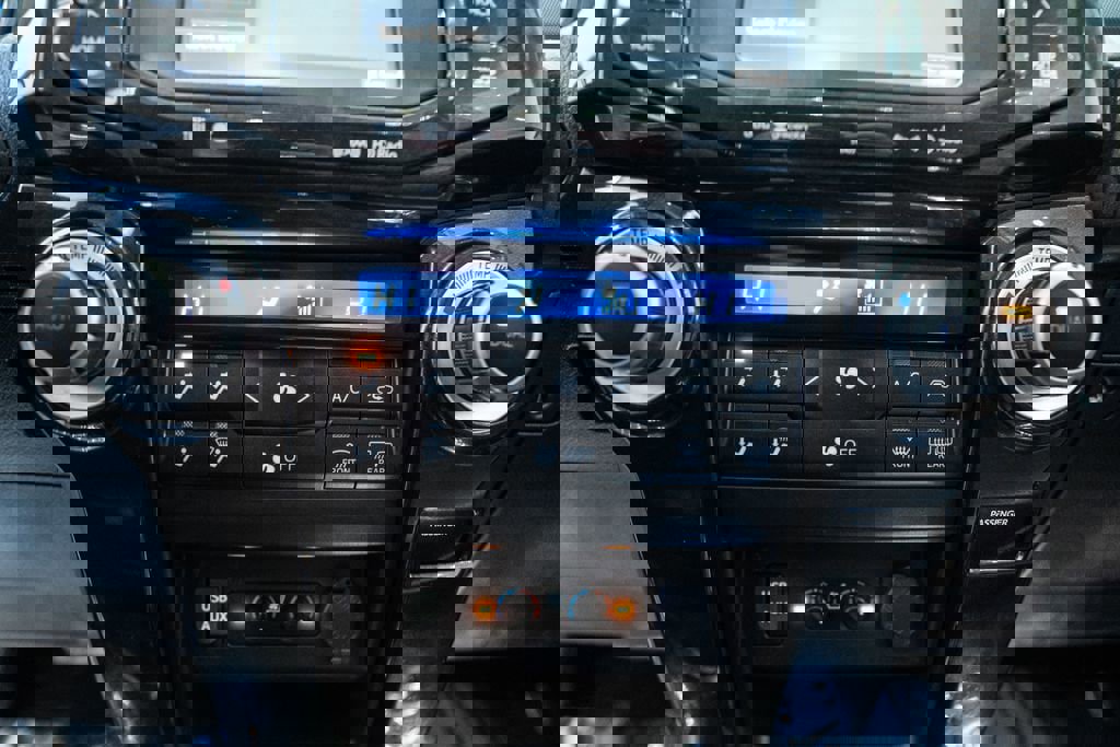 Used 2019 Toyota 4Runner Limited image 26