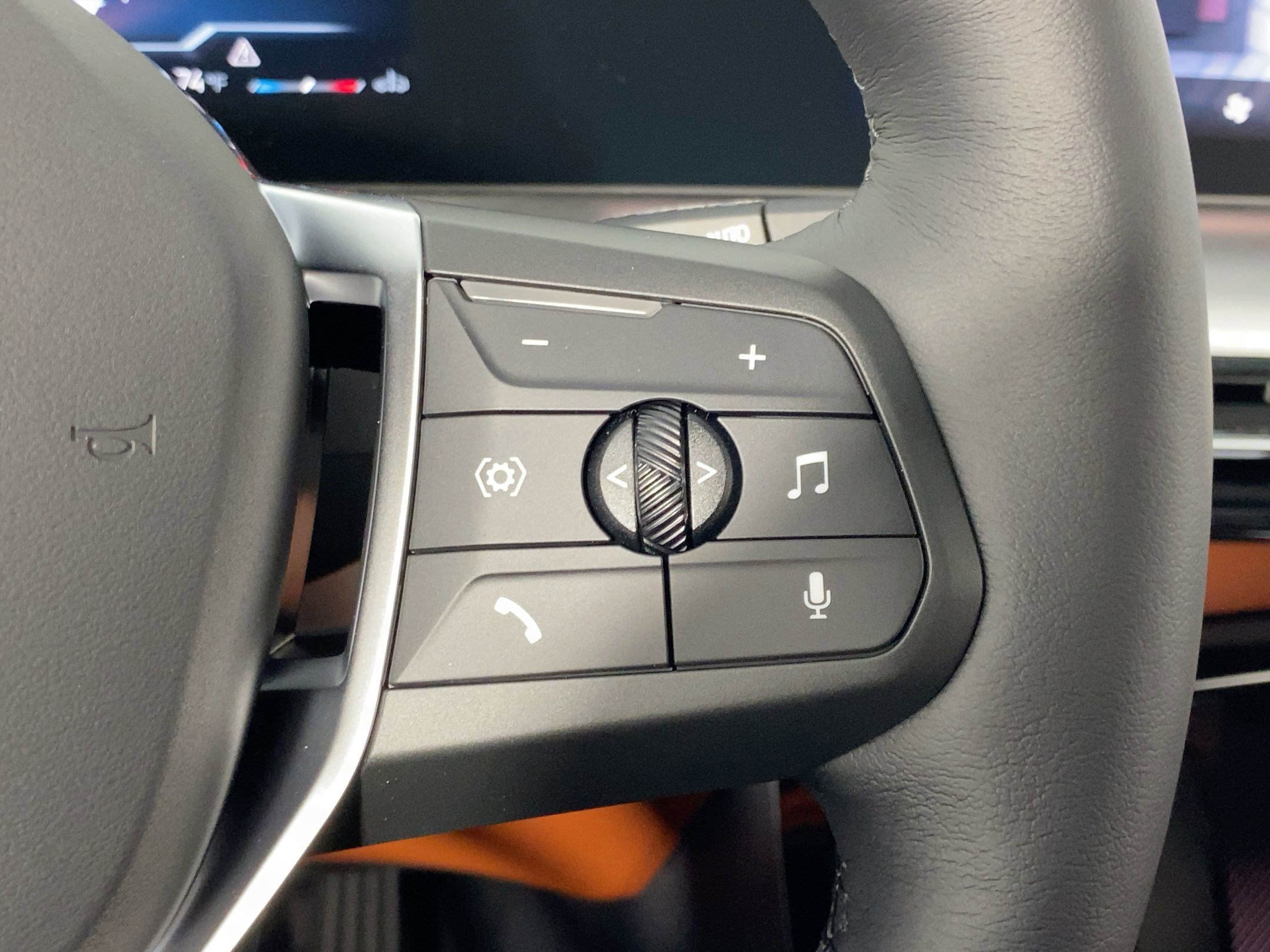 Used 2026 BMW X1 xDrive28i w/ Technology Package image 25