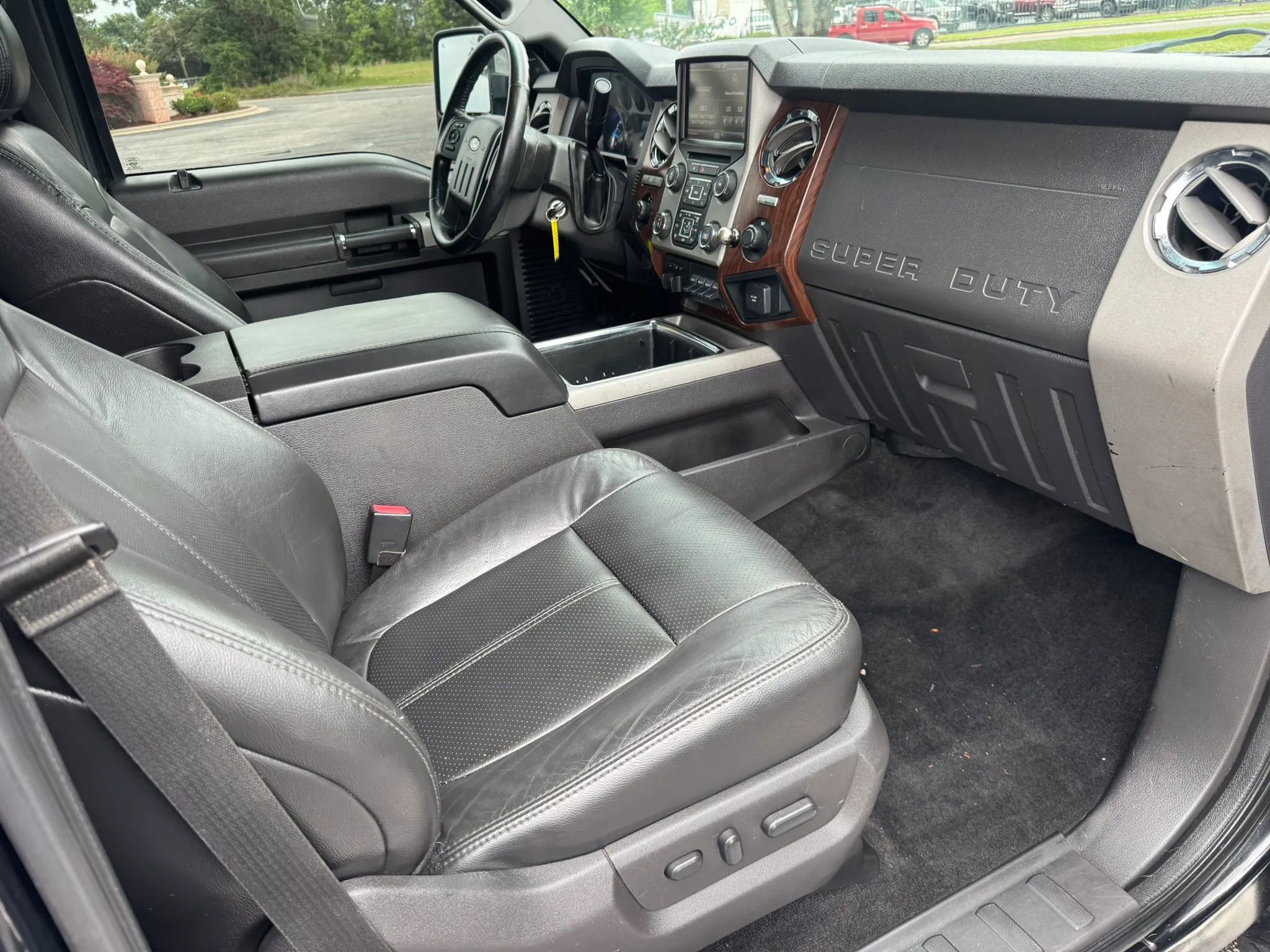 Used 2013 Ford F350 Lariat w/ Chrome Pkg AWD/4WD image 25