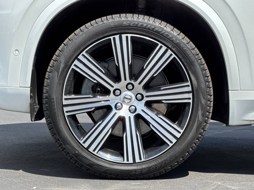Certified 2023 Volvo XC90 T8 Plus AWD/4WD image 25