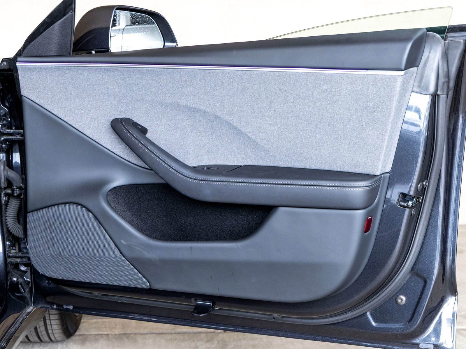 Used 2025 Tesla Model 3 Long Range image 24