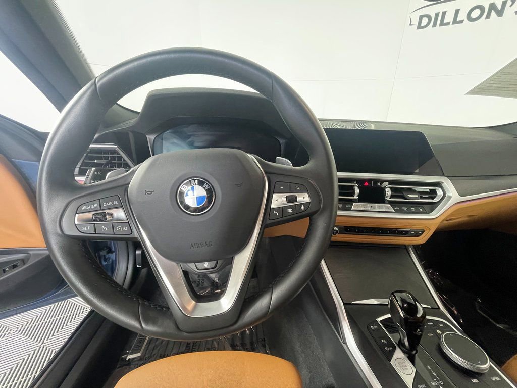 Used 2023 BMW 430i Convertible w/ Premium Package image 15