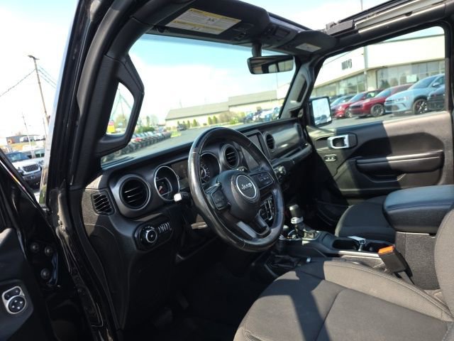 Used 2021 Jeep Wrangler Unlimited Sport w/ Sun And Sound Package AWD/4WD image 17