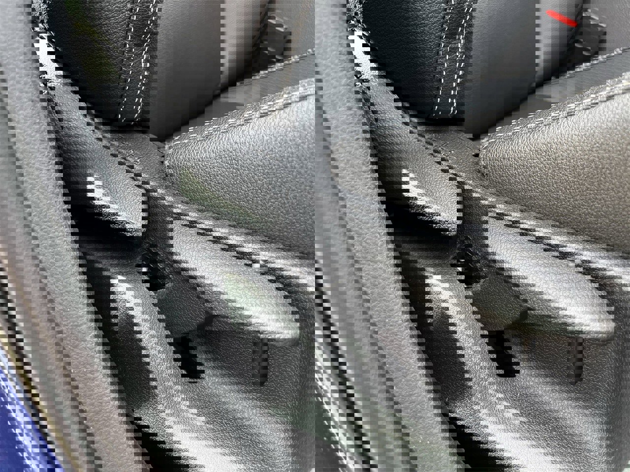 Used 2025 Toyota Camry SE image 25