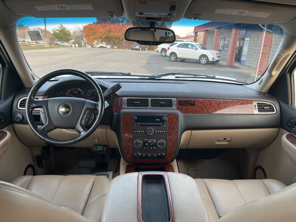 Used 2008 Chevrolet Silverado 3500 LTZ w/ EZ-Lift Tailgate Package image 31