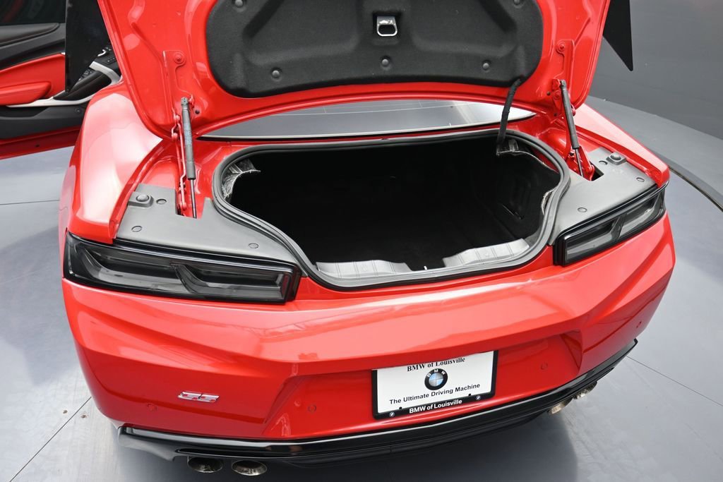 Used 2016 Chevrolet Camaro SS RWD image 16