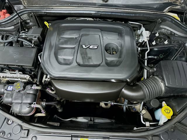 Used 2016 Jeep Grand Cherokee Limited image 32