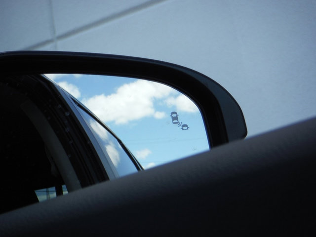 Used 2025 Honda CR-V EX image 33