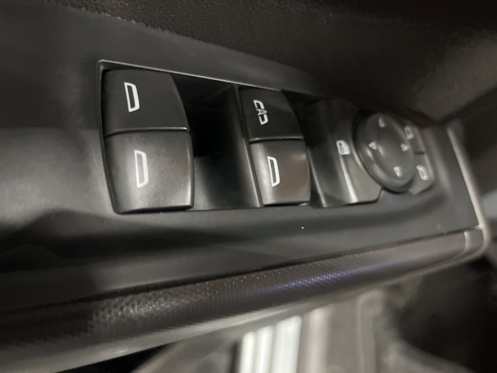 Certified 2023 Chevrolet Silverado 1500 Custom image 12