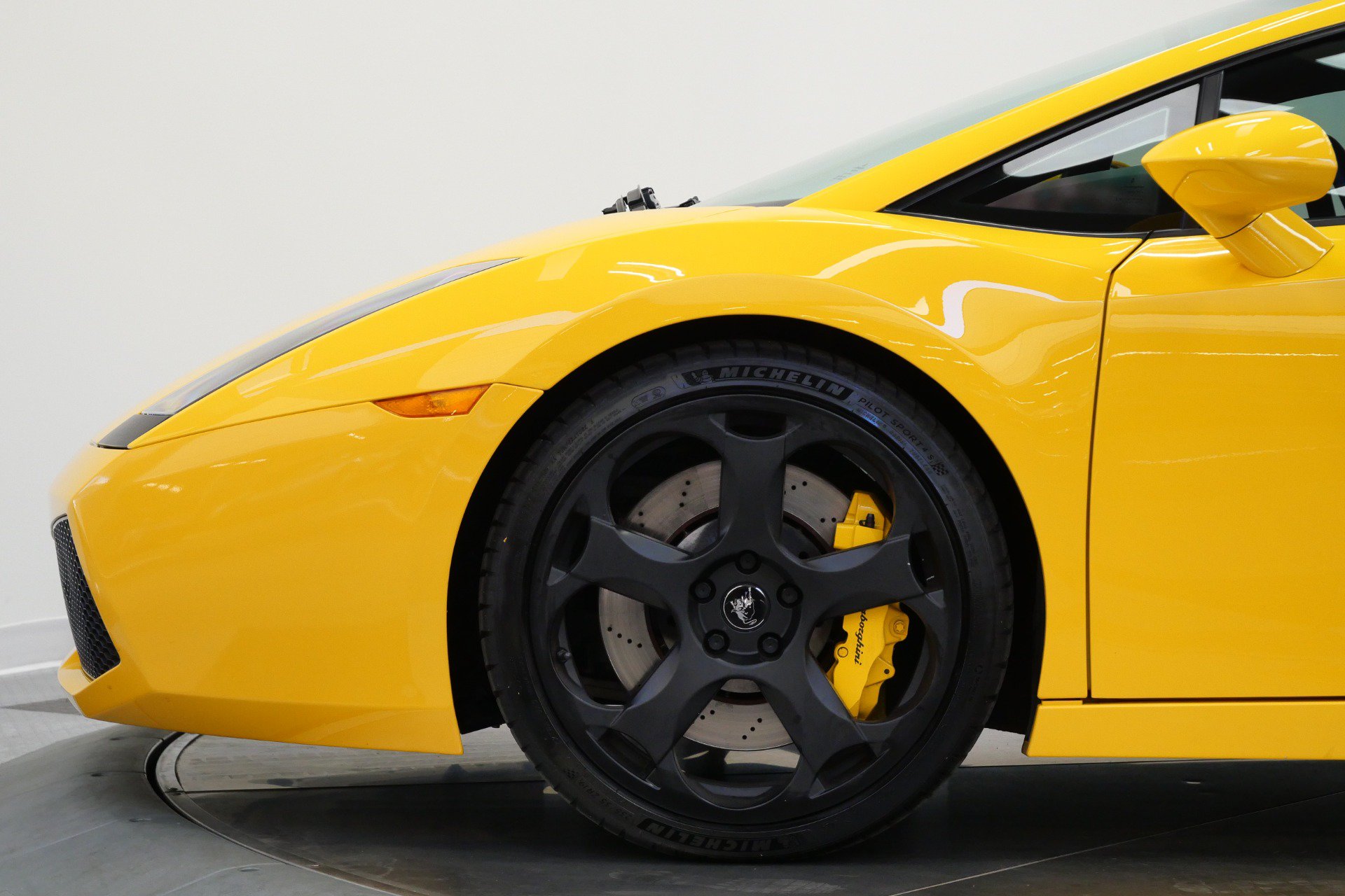 Used 2004 Lamborghini Gallardo AWD/4WD image 38