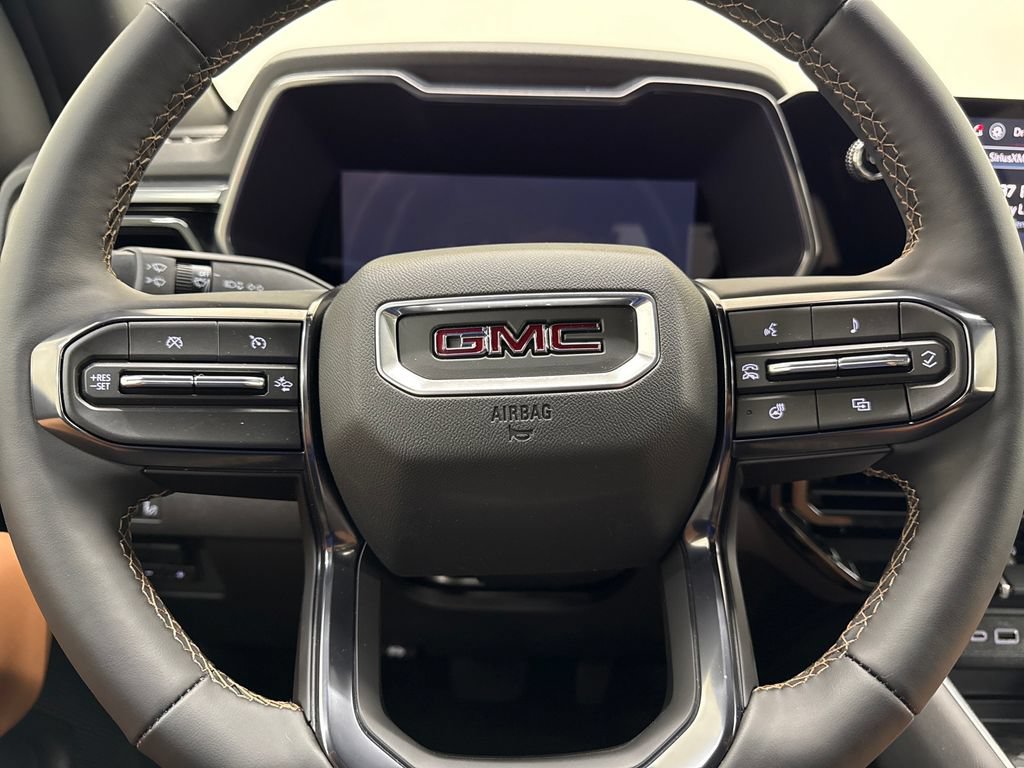 Used 2026 GMC Canyon AT4 w/ Technology Plus Package AWD/4WD image 23