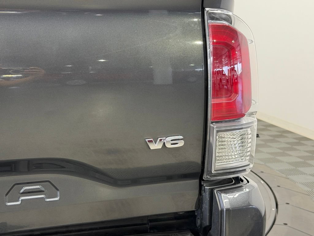 Certified 2023 Toyota Tacoma TRD Sport AWD/4WD image 14