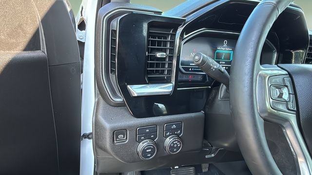 Used 2024 Chevrolet Silverado 2500 LT w/ Convenience Package AWD/4WD image 22