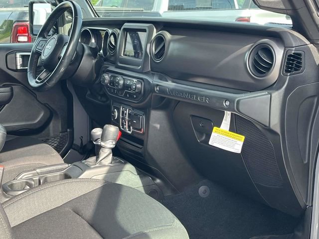 Used 2022 Jeep Wrangler Unlimited Sport AWD/4WD image 24