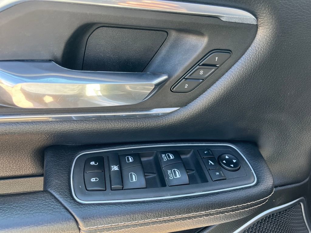 Used 2021 RAM 1500 Laramie w/ Off Road Group image 14