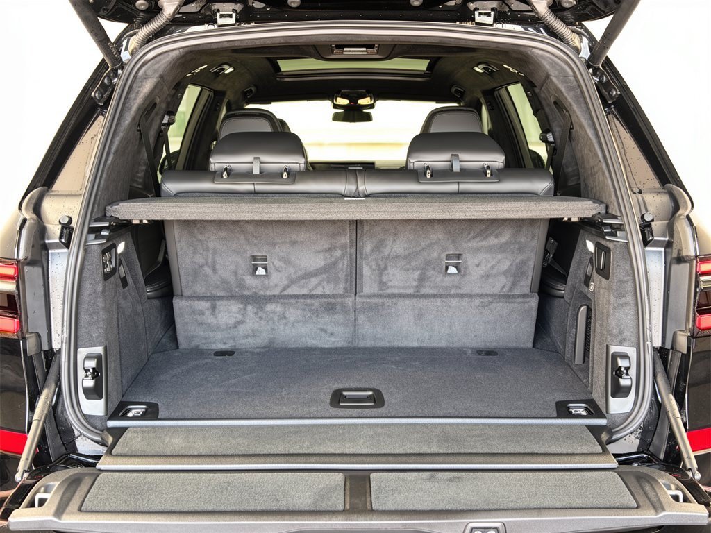 New 2027 BMW X7 xDrive40i w/ Executive Package AWD/4WD image 28