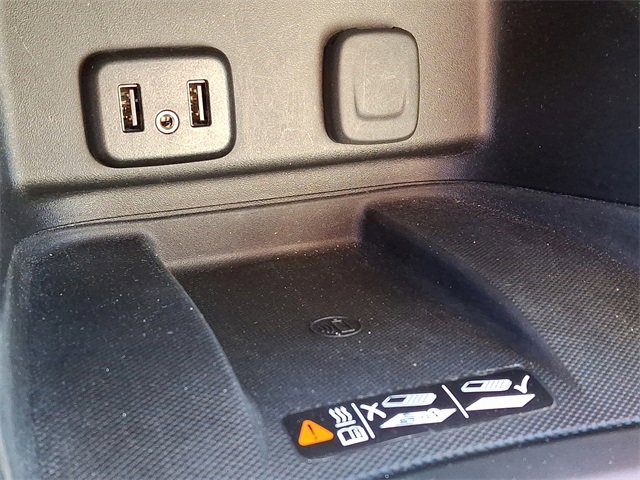 Used 2018 Chevrolet Equinox Premier image 26