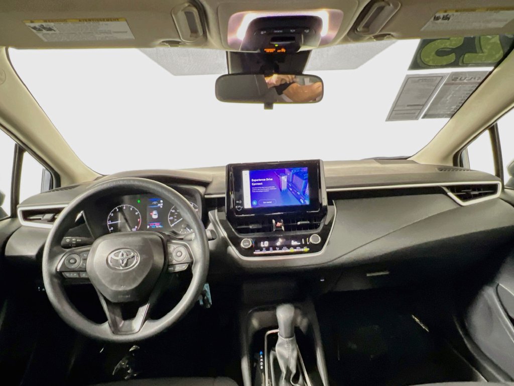 Used 2025 Toyota Corolla LE FWD image 26