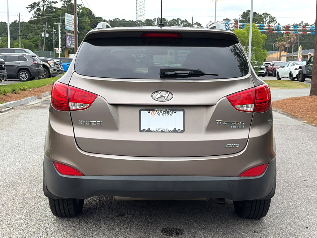 Used 2013 Hyundai Tucson Limited AWD/4WD image 14