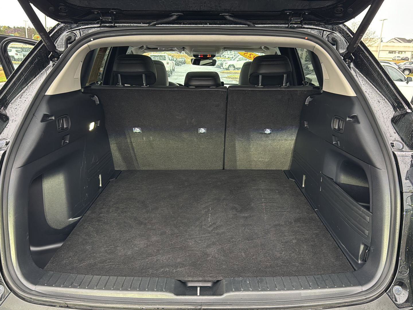 Used 2025 MAZDA CX-50 2.5 Hybrid w/ Premium Plus Pkg image 30