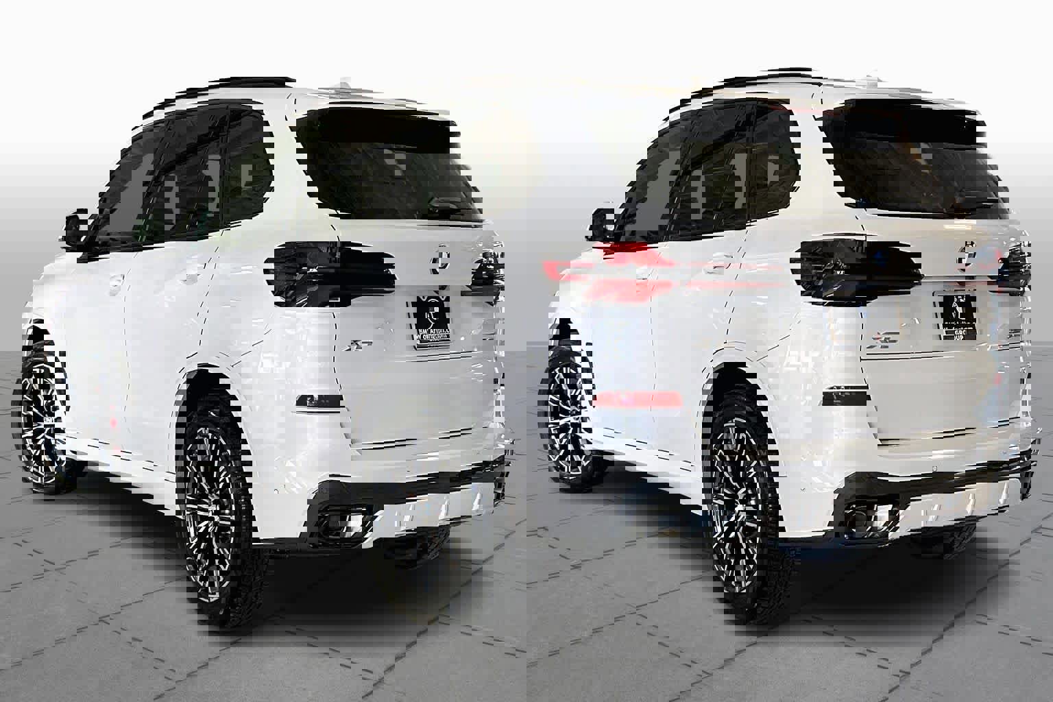 New 2026 BMW X5 sDrive40i w/ M Sport Package image 12