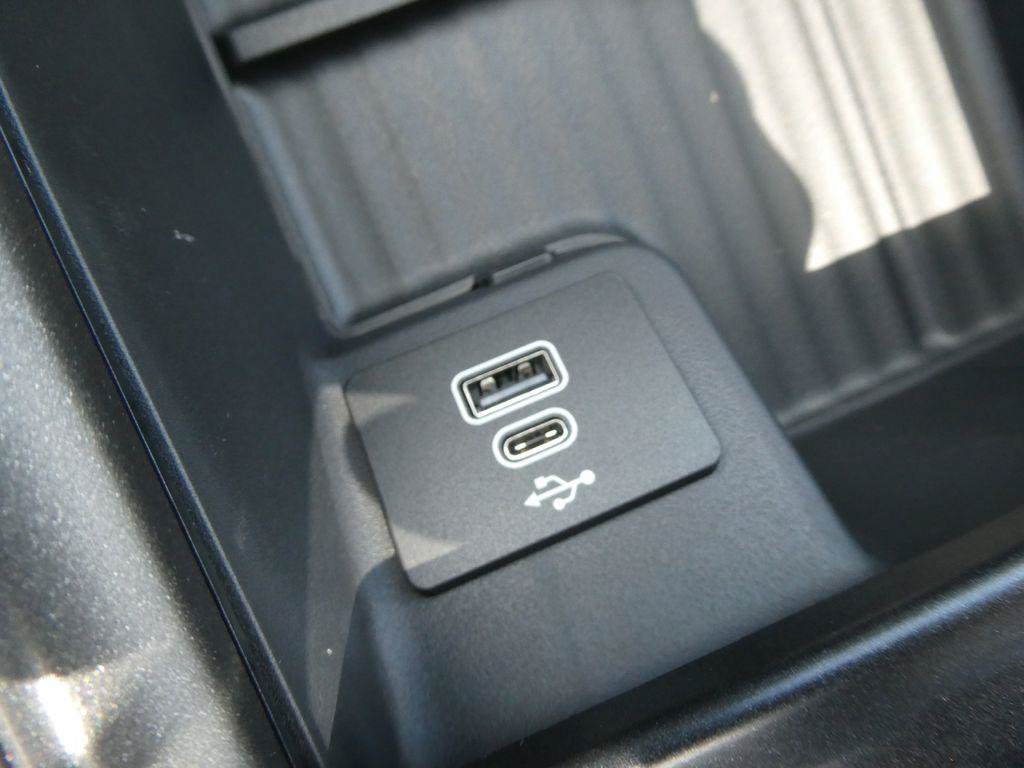 New 2027 Ford Expedition Max Active AWD/4WD image 24