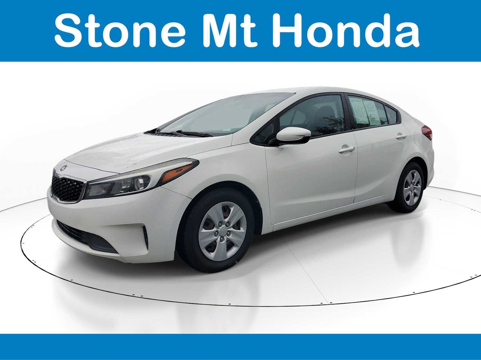 Used 2017 Kia Forte LX FWD image 3