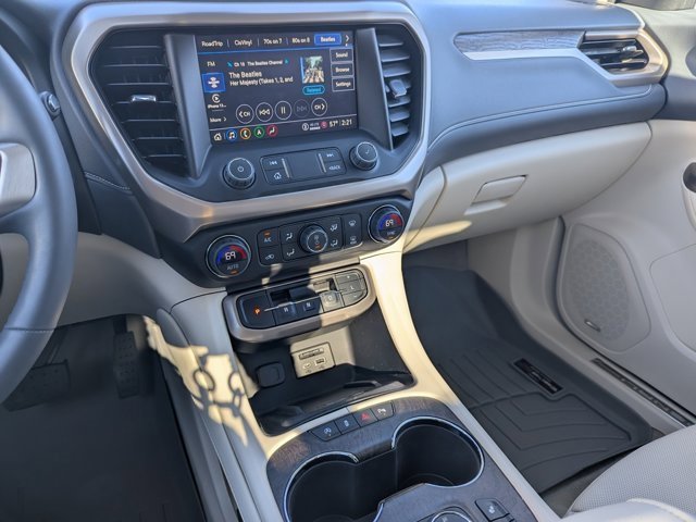 Used 2023 GMC Acadia Denali image 24