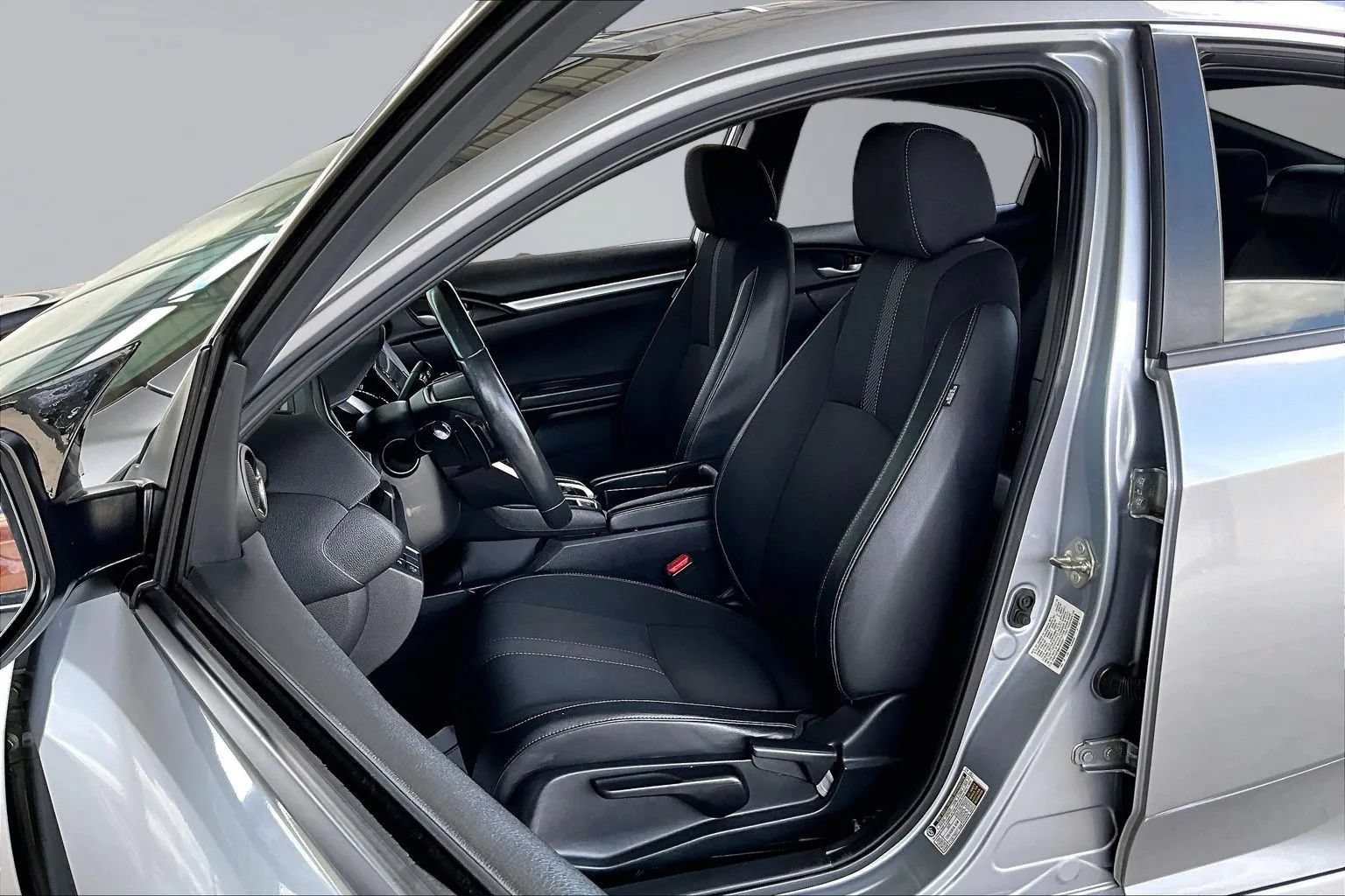 Used 2019 Honda Civic Sport image 18