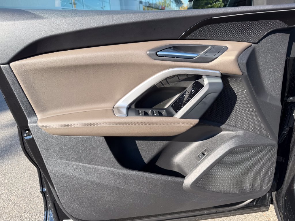 Used 2025 Audi Q5 Premium AWD/4WD image 15