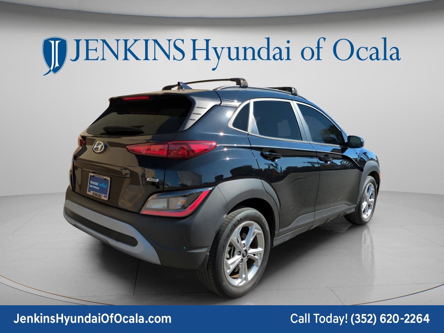 Certified 2023 Hyundai Kona SEL AWD/4WD image 3